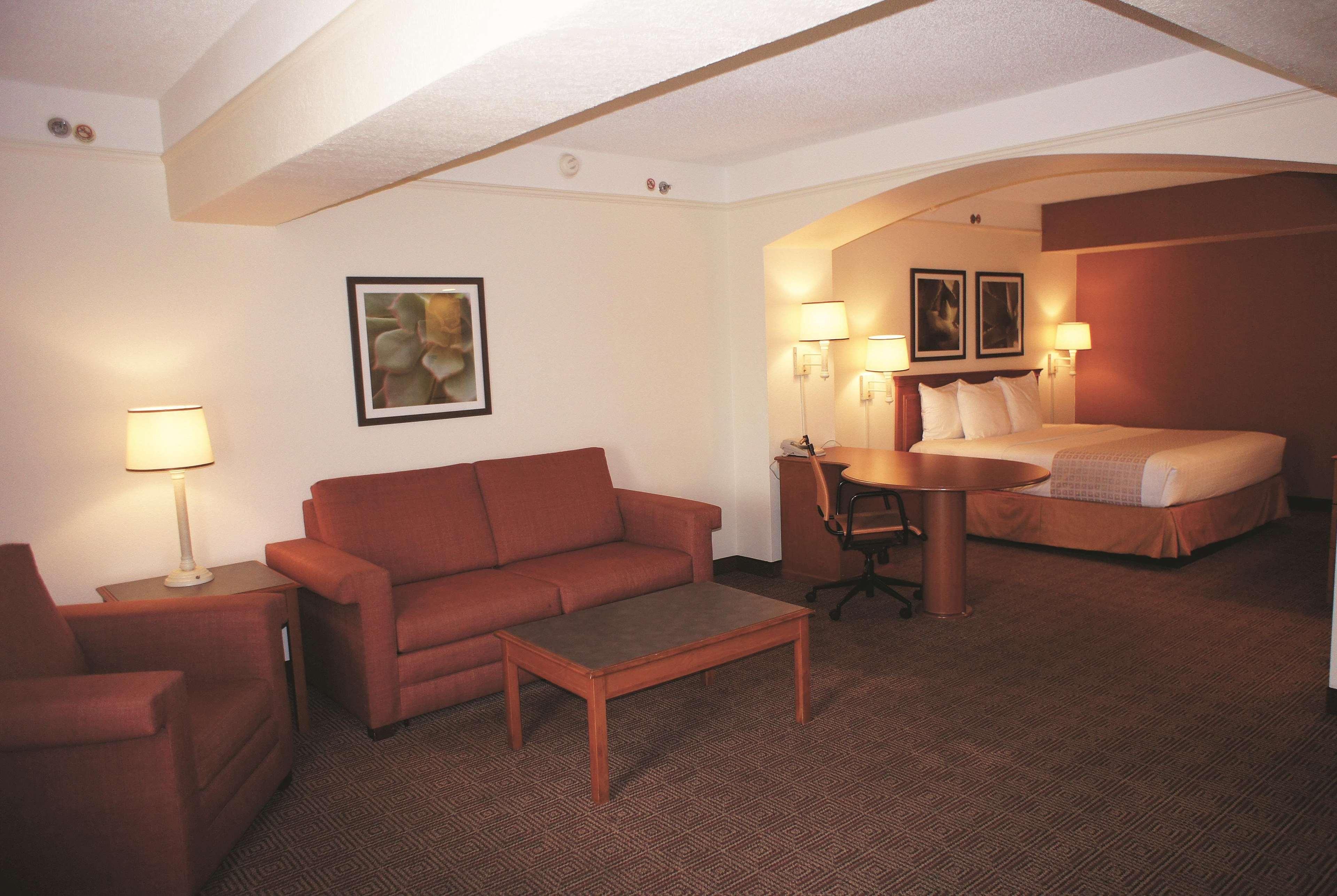 La Quinta Inn By Wyndham Austin Capitol / Downtown Exteriör bild